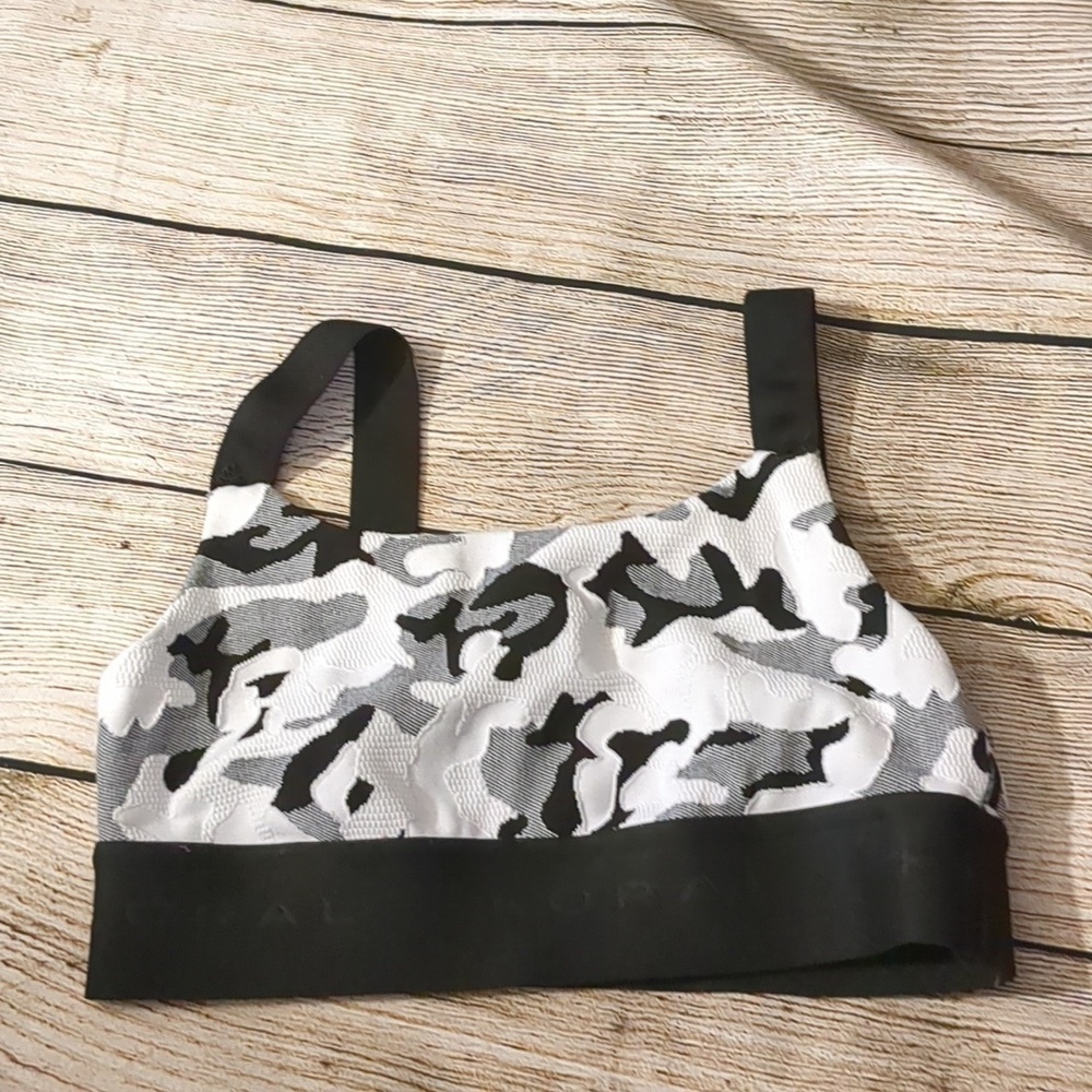 Koral camo sports bra size small?